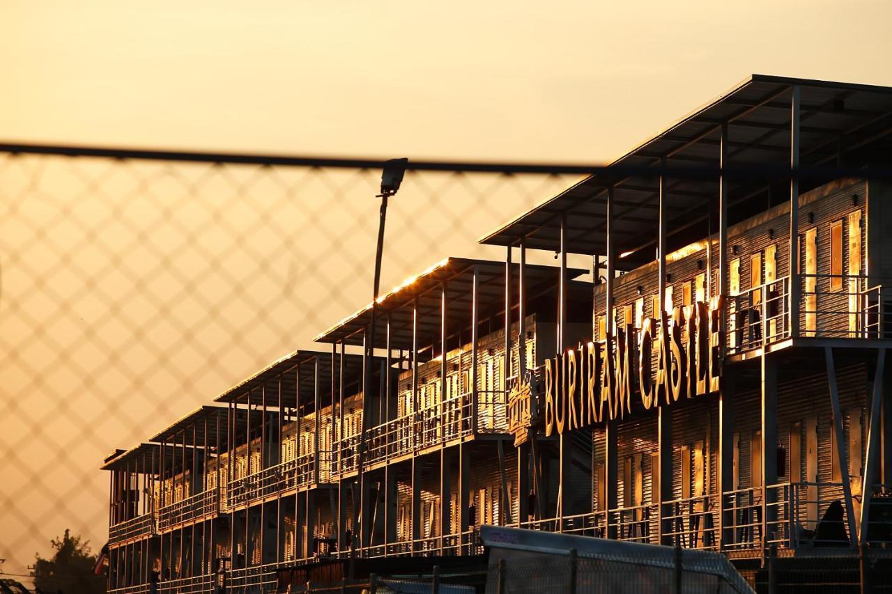 Bric Box Hotel Buriram Luaran gambar